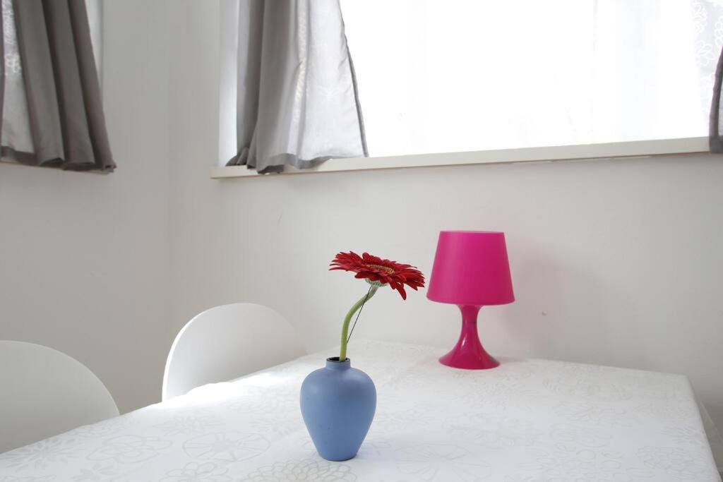 Apartment At Rostock - Pink Exterior foto