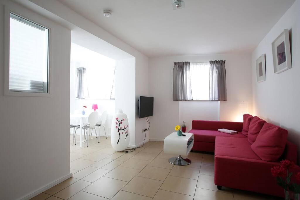 Apartment At Rostock - Pink Exterior foto
