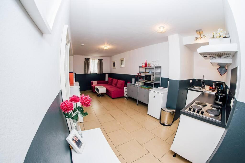 Apartment At Rostock - Pink Exterior foto